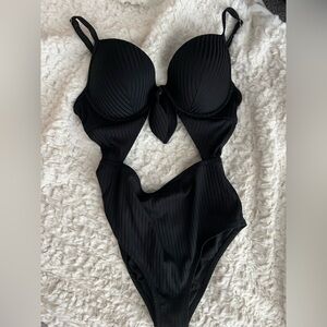 Shade & Shore Black One Peice Swimsuit